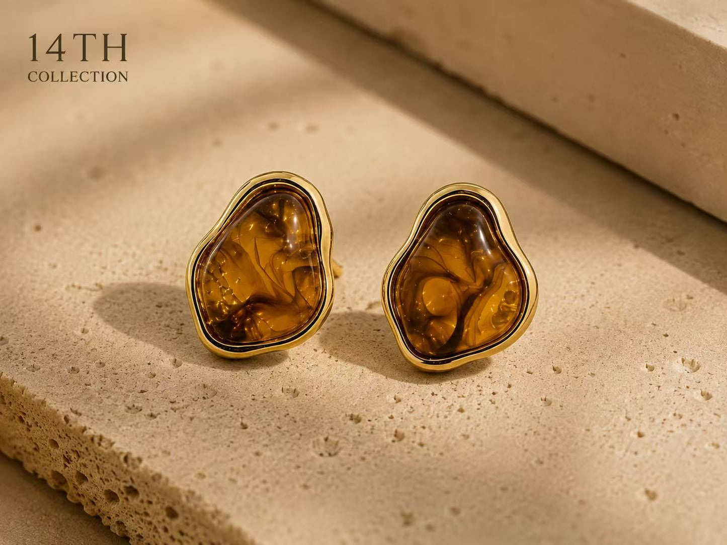 Solea Stud Earrings