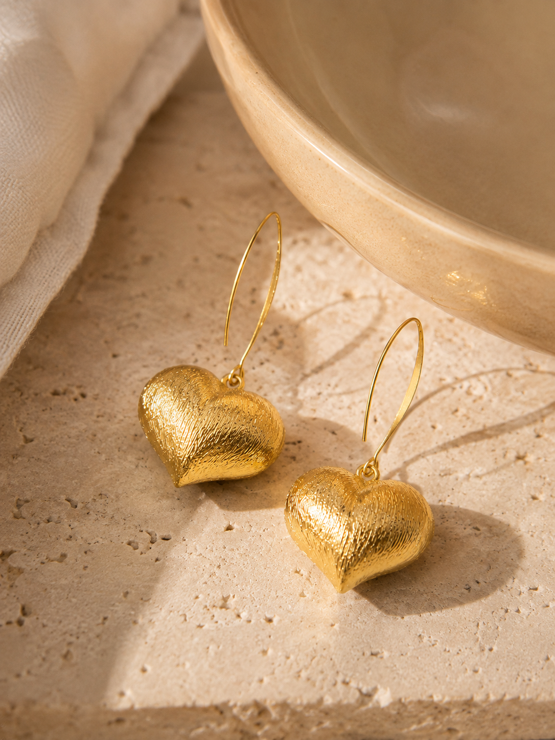 Amour D’Or Earrings